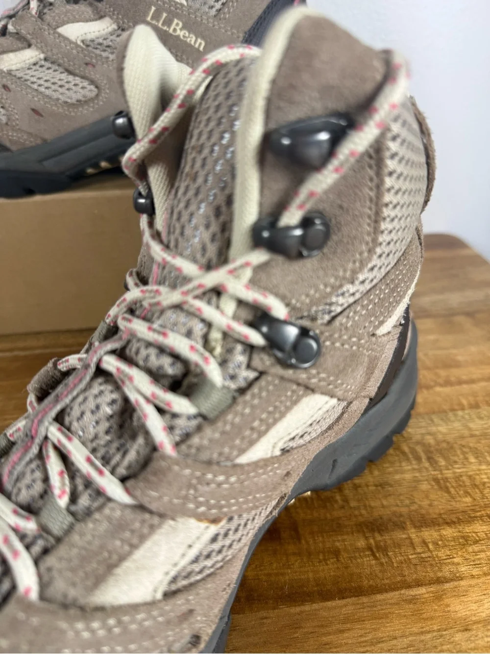 L.L. Bean Mid Height Hiking Boots Tan Suede and Mesh Size 11